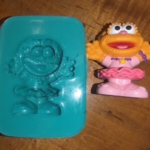 Sesame Street Zoe Ballerina Cabochon Mold For Baking, Resin, Polymer Clay